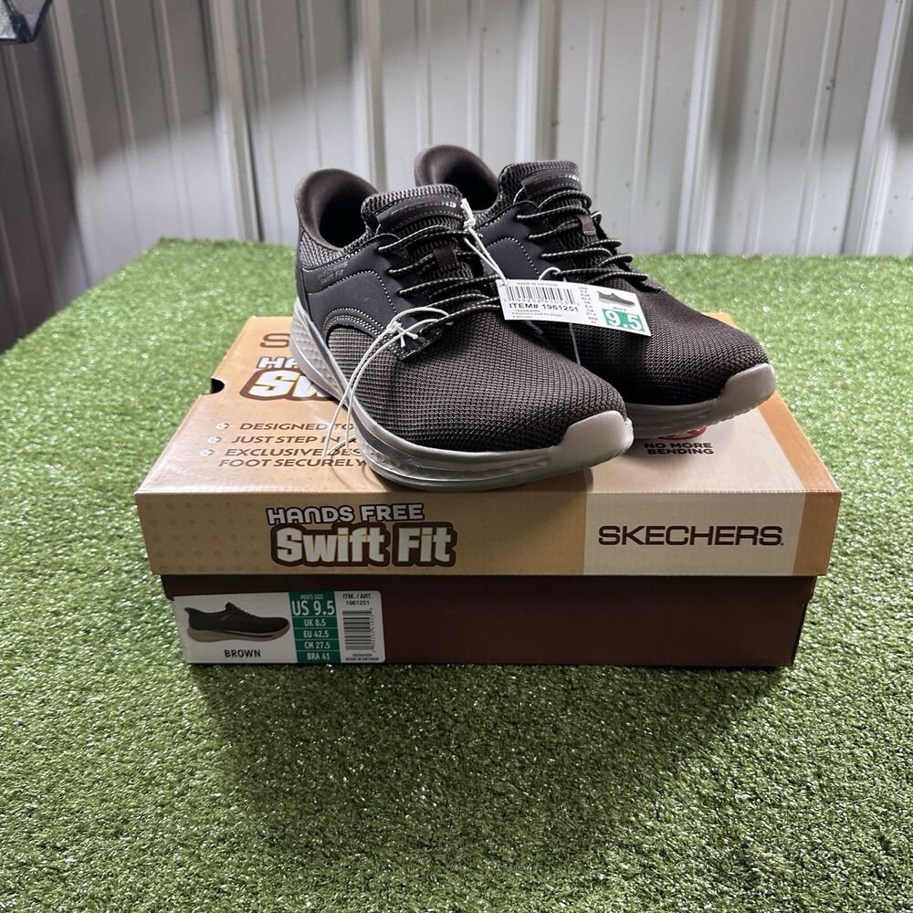 Skechers Hands Free Swift Fit Men's Size 9.5 Brown Shoes 1961251 New In Box
